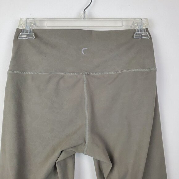 Zyia Active Cropped Leggings 4 Soft Moss Green - Picture 4 of 8